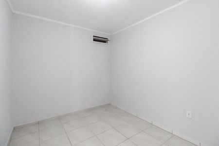 Casa para alugar com 200m², 3 quartos e 6 vagas Casa para alugar com 200m², 3 quartos e 6 vagasQuarto 1