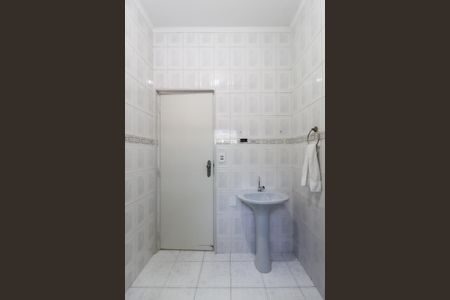 Casa para alugar com 200m², 3 quartos e 6 vagas Casa para alugar com 200m², 3 quartos e 6 vagasBanheiro Quarto 2 - Suíte