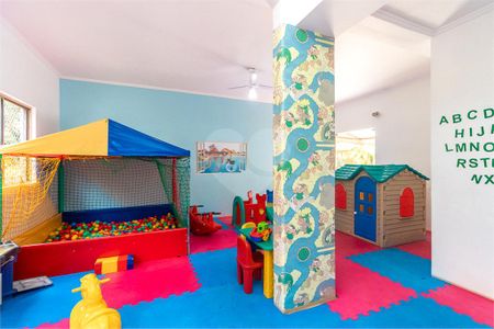 Apartamento à venda com 3 quartos, 76m² em Vila Sofia, São Paulo