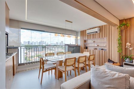 Apartamento à venda com 2 quartos, 93m² em Jardim Caravelas, São Paulo