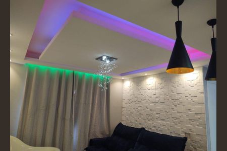 Sala de apartamento para alugar com 2 quartos, 45m² em Realengo, Rio de Janeiro