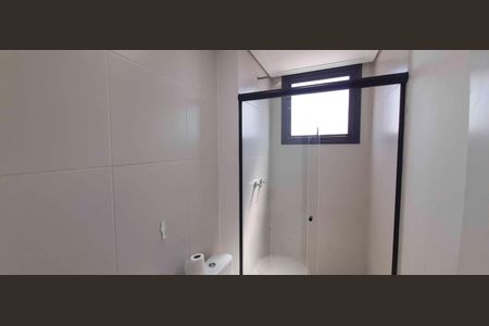 Apartamento à venda com 52m², 2 quartos e 1 vaga Apartamento à venda com 52m², 2 quartos e 1 vagaBanheiro Social