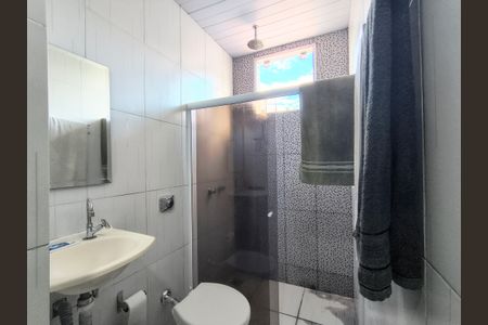 Casa de condomínio à venda com 229m², 3 quartos e 1 vaga Casa de condomínio à venda com 229m², 3 quartos e 1 vaga2º Pav - Banheiro da Suite 1