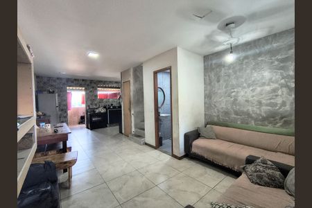 Casa de condomínio à venda com 229m², 3 quartos e 1 vaga Casa de condomínio à venda com 229m², 3 quartos e 1 vaga1º Pav - Sala