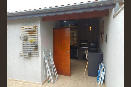 Casa à venda com 3 quartos, 141m² em Penha de França, São Paulo