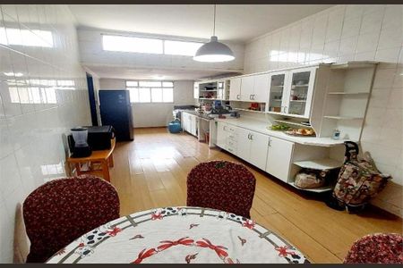 Casa à venda com 3 quartos, 299m² em Jardim da Saúde, São Paulo