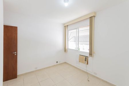 Apartamento à venda com 106m², 3 quartos e 2 vagasQuarto 1