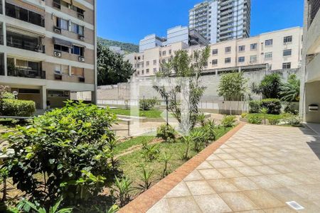 Apartamento à venda com 106m², 3 quartos e 2 vagas Apartamento à venda com 106m², 3 quartos e 2 vagasÁrea comum