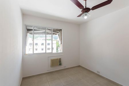 Apartamento à venda com 106m², 3 quartos e 2 vagasSuíte