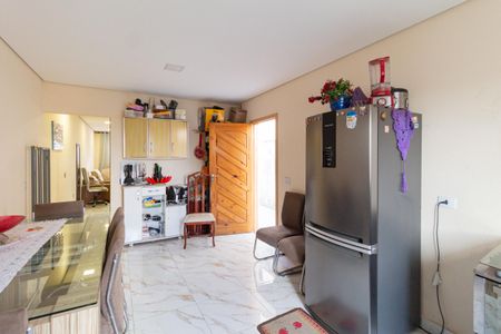 Casa à venda com 130m², 3 quartos e 2 vagas Casa à venda com 130m², 3 quartos e 2 vagasCozinha