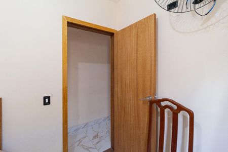 Casa à venda com 130m², 3 quartos e 2 vagas Casa à venda com 130m², 3 quartos e 2 vagasQuarto 2