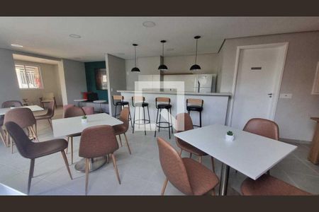 Apartamento para alugar com 47m², 2 quartos e 1 vaga Apartamento para alugar com 47m², 2 quartos e 1 vagaÁrea comum - Salão de festas