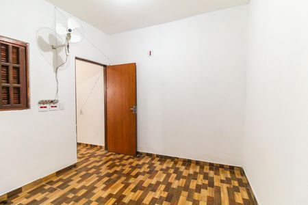 Quarto de casa para alugar com 1 quarto, 35m² em Jardim Lourdes, Ferraz de Vasconcelos