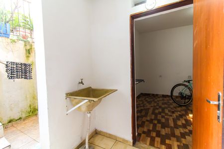 Casa para alugar com 35m², 1 quarto e sem vagaÁrea de Serviço