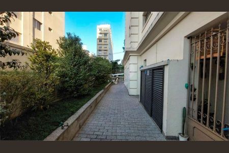 Apartamento à venda com 121m², 3 quartos e 2 vagas