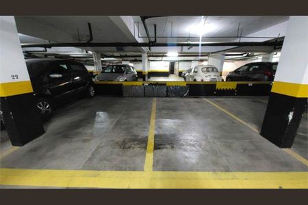 Apartamento à venda com 121m², 3 quartos e 2 vagas