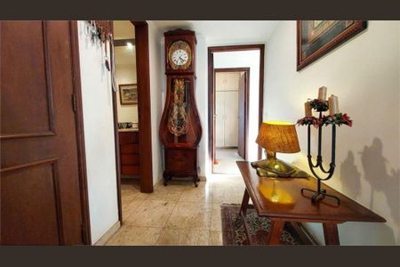 Apartamento à venda com 121m², 3 quartos e 2 vagas
