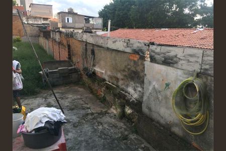 Casa à venda com 3 quartos, 350m² em Jardim Floresta, São Paulo