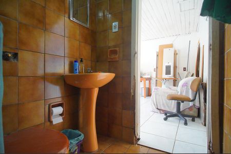 Casa à venda com 144m², 3 quartos e 1 vagaBanheiro 2