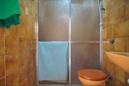 Casa à venda com 144m², 3 quartos e 1 vagaBanheiro 2