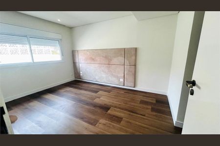 Casa à venda com 3 quartos, 250m² em Parque dos Passaros, São Bernardo do Campo