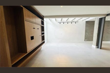 Casa à venda com 3 quartos, 250m² em Parque dos Passaros, São Bernardo do Campo