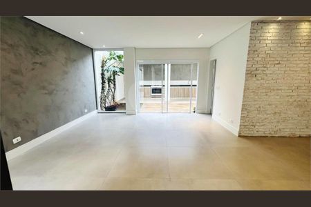 Casa à venda com 3 quartos, 250m² em Parque dos Passaros, São Bernardo do Campo