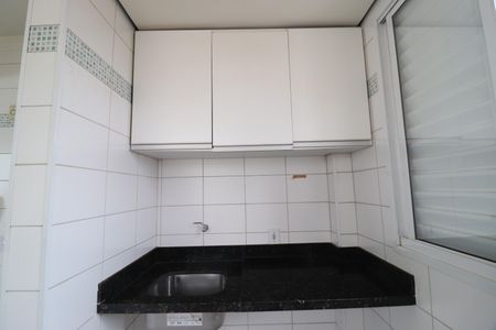 Apartamento para alugar com 60m², 2 quartos e 1 vagaCozinha e Área de Serviço