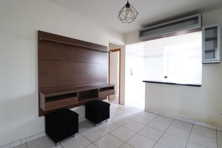 Sala de apartamento para alugar com 2 quartos, 60m² em Umuarama, Uberlândia