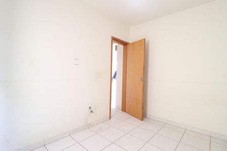 Quarto 1 de apartamento para alugar com 2 quartos, 60m² em Umuarama, Uberlândia