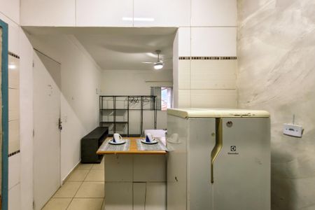 Studio para alugar com 23m², 1 quarto e sem vaga Studio para alugar com 23m², 1 quarto e sem vagaCozinha