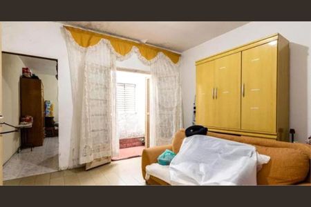 Casa à venda com 4 quartos, 300m² em Vila Dalila, São Paulo