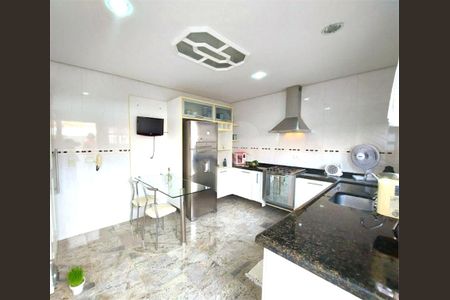 Casa à venda com 2 quartos, 121m² em Vila Mafra, São Paulo