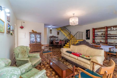 Casa à venda com 4 quartos, 249m² em Campo Belo, São Paulo