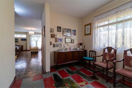 Casa à venda com 4 quartos, 249m² em Campo Belo, São Paulo