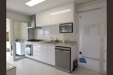 Apartamento à venda com 138m², 3 quartos e 4 vagasCozinha