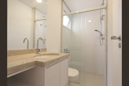 Apartamento à venda com 138m², 3 quartos e 4 vagasBanheiro da Suíte 1