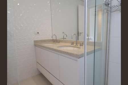 Apartamento à venda com 138m², 3 quartos e 4 vagasBanheiro da Suíte 3