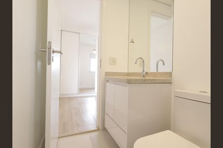 Apartamento à venda com 138m², 3 quartos e 4 vagasBanheiro da Suíte 1