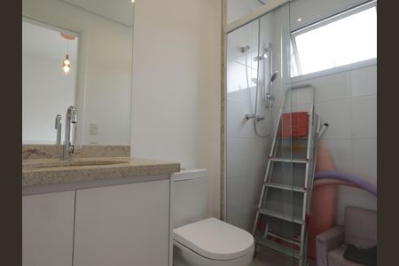 Apartamento à venda com 138m², 3 quartos e 4 vagasBanheiro da Suíte 2
