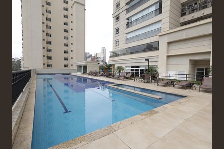 Apartamento à venda com 138m², 3 quartos e 4 vagasÁrea comum - Piscina