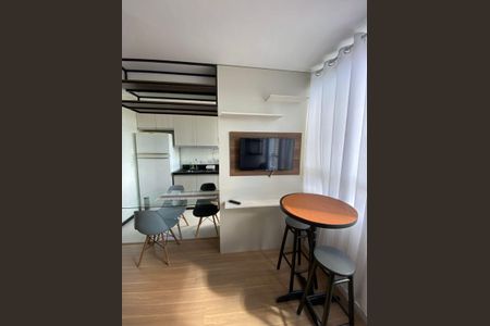 Sala de apartamento para alugar com 1 quarto, 36m² em Centro, Curitiba