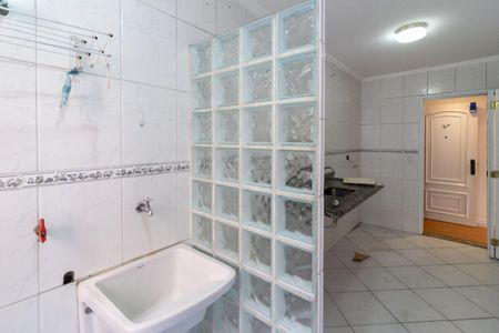 Apartamento para alugar com 75m², 3 quartos e 1 vagaÁrea de Serviço