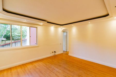 Sala de apartamento para alugar com 3 quartos, 75m² em Jardim Ubirajara, São Paulo