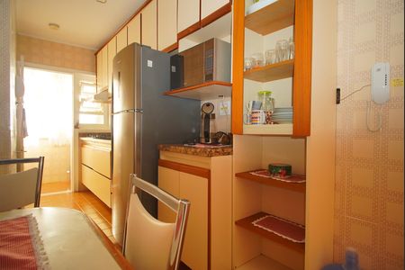 Apartamento para alugar com 74m², 2 quartos e 1 vagaCozinha