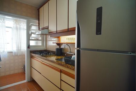 Apartamento para alugar com 74m², 2 quartos e 1 vagaCozinha