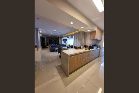 Apartamento à venda com 132m², 3 quartos e 2 vagas