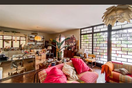 Casa à venda com 3 quartos, 330m² em Brooklin, São Paulo