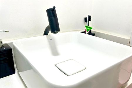 Apartamento à venda com 2 quartos, 37m² em Vila das Bandeiras, Guarulhos