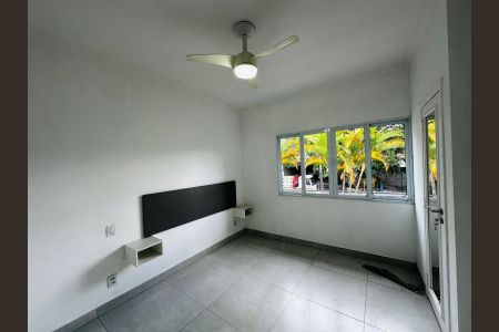 Casa à venda com 3 quartos, 100m² em Nova Aldeinha, Barueri